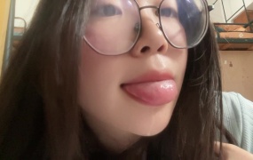 昕昕子的助眠窝  伸舌头让口水自己流下来➕弹舌